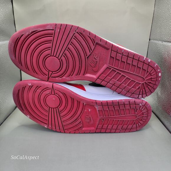 Jordan 1 Retro OG High Top Chicago 2015 555088-101 VG SIZE 12 Men Nike - Picture 4 of 8